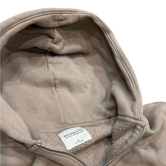 Abercrombie jacket - Picture 2 of 2